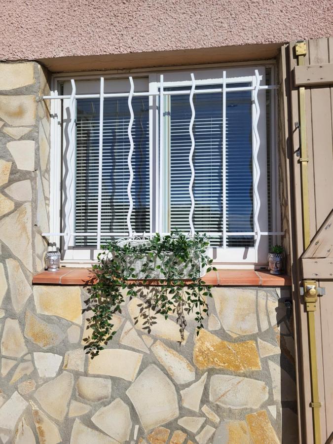 Chambre d hôtes AU CŒUR DES OLIVIERS Marselha Exterior foto