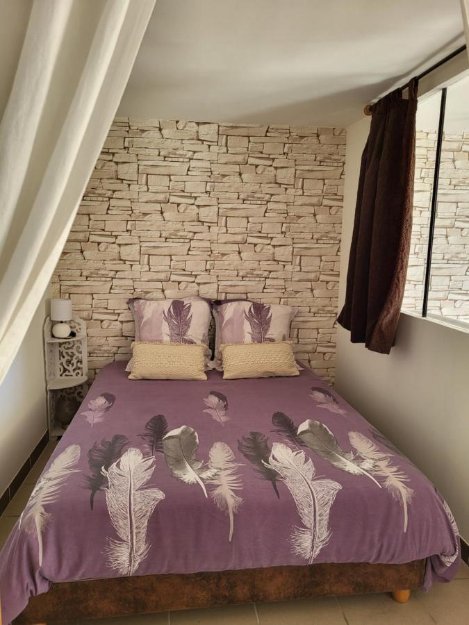 Chambre d hôtes AU CŒUR DES OLIVIERS Marselha Exterior foto