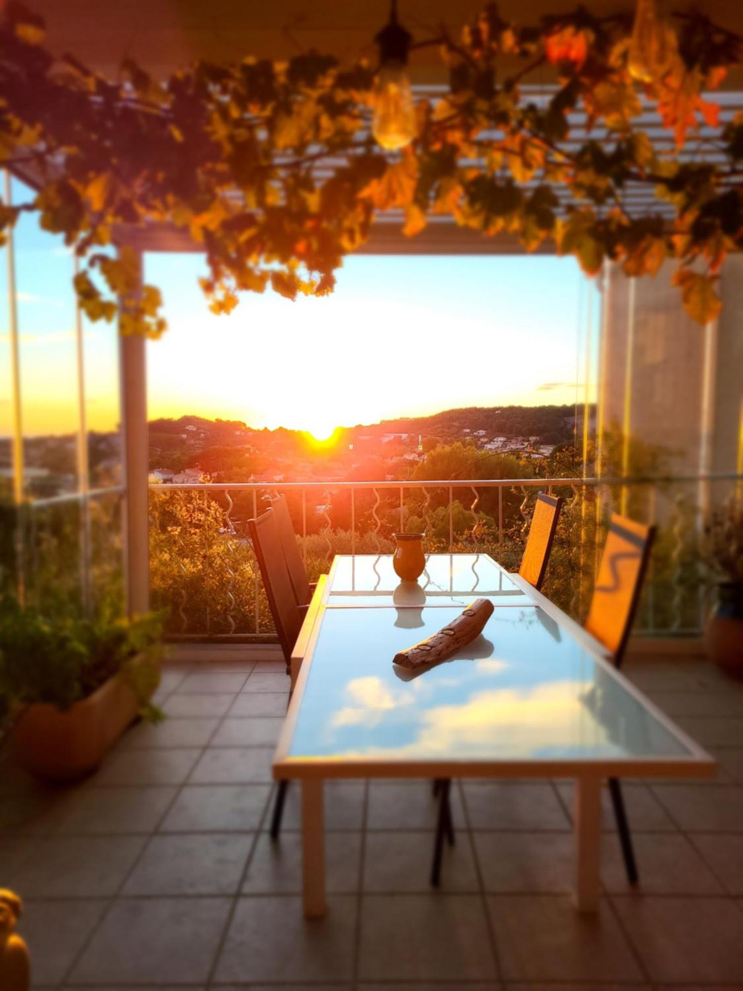 Chambre d hôtes AU CŒUR DES OLIVIERS Marselha Quarto foto